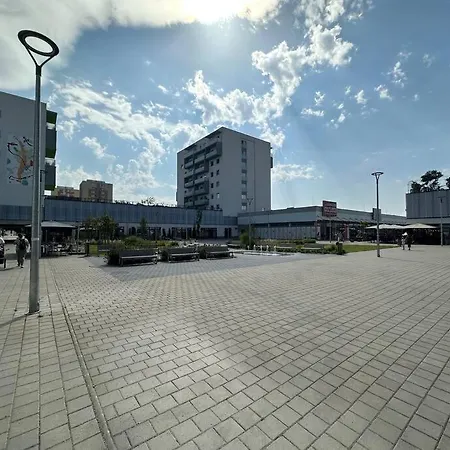 Moderny S Krasnym Vyhladom V Lokalite شقة زيلينا